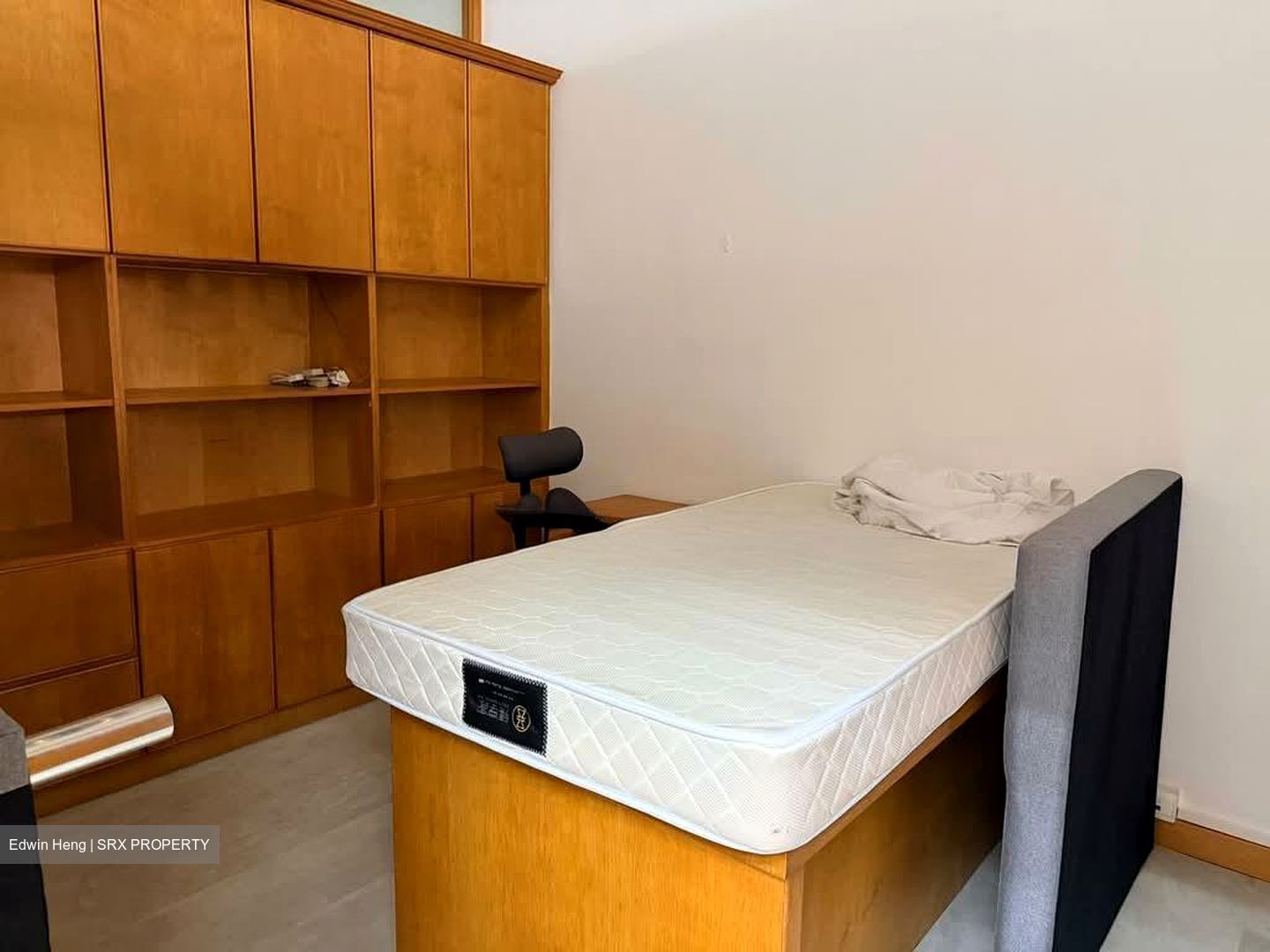 Kensington Park Condominium (D19), Office #570952721